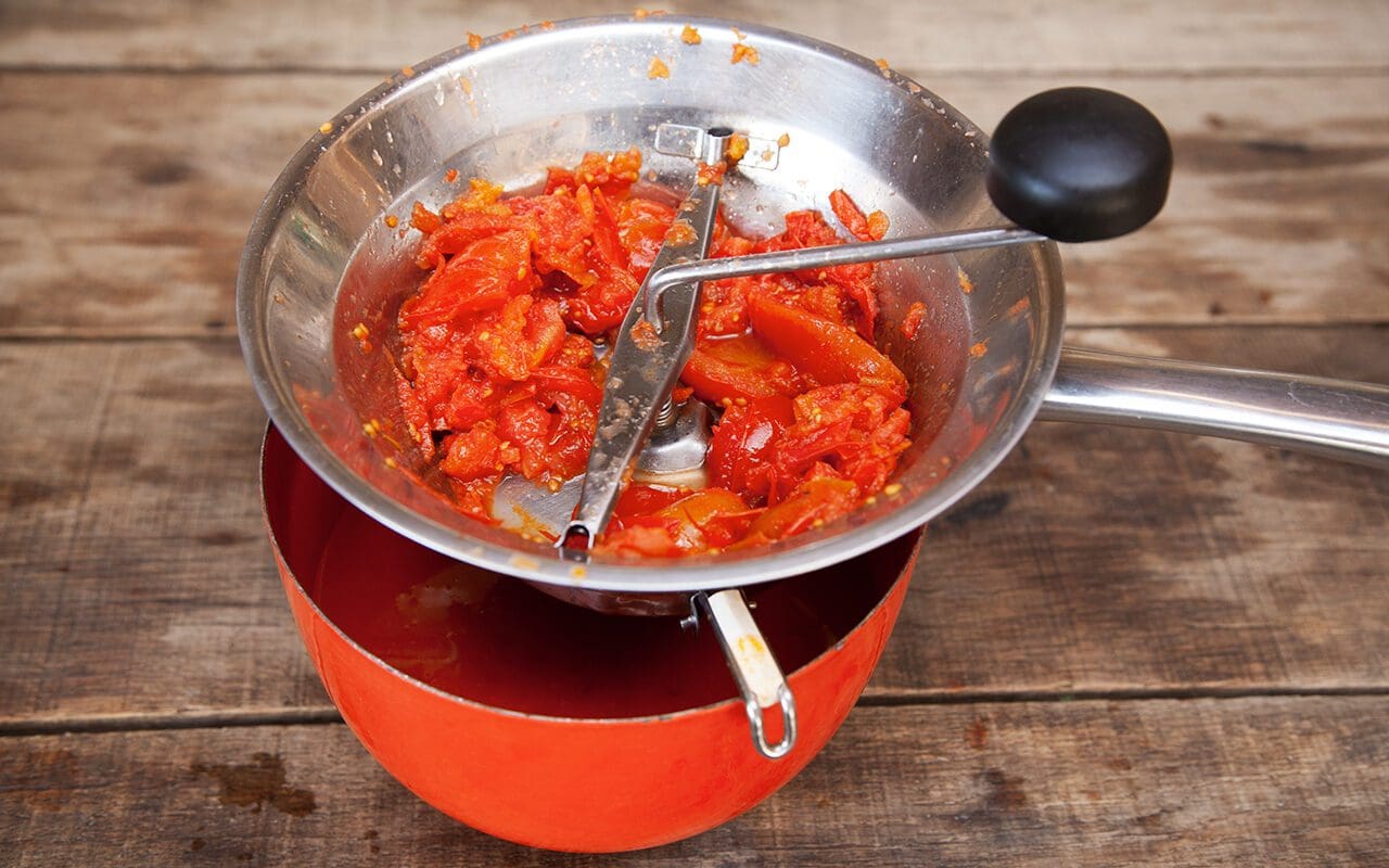 Preserving Tomatoes Dig Delve An online magazine about gardens